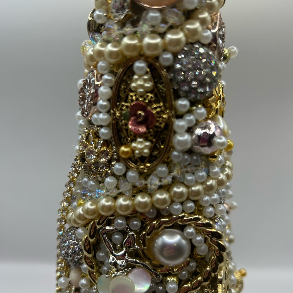 Hand Crafted Upcycled Vintage to Modern Jewelry Christmas Tree - Picture 8 of 13